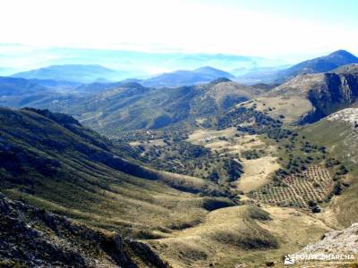 Sierras Subbéticas;Priego de Córdoba;verano viajes senderismo viajes turismo activo senderismo por